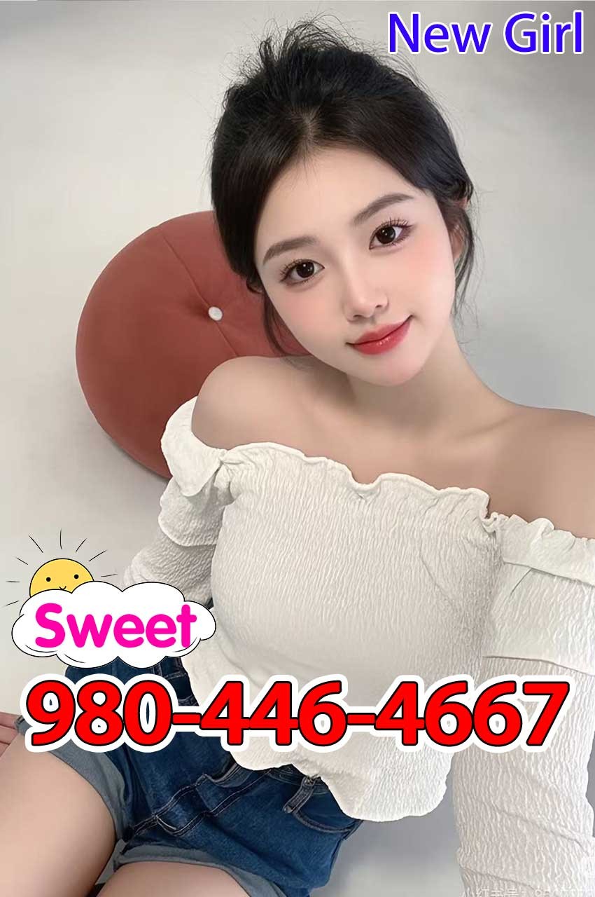 980-446-4667 is Female Escorts. | Charlotte | North Carolina | United States | scarletamour.com 