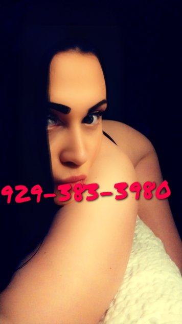  is Female Escorts. | New Hampshire | New Hampshire | United States | scarletamour.com 