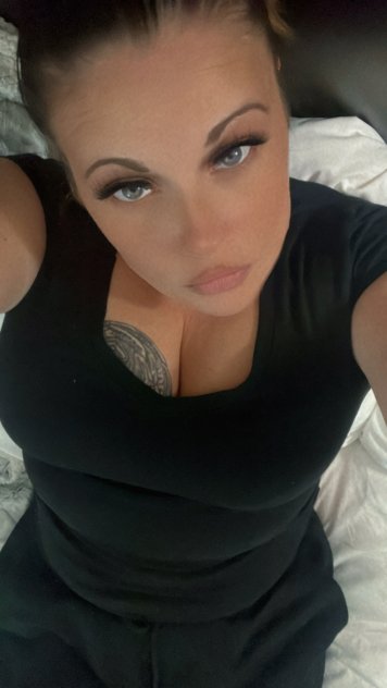  is Female Escorts. | Norwich | Connecticut | United States | scarletamour.com 