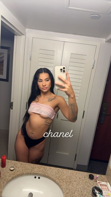  is Female Escorts. | Phoenix | Arizona | United States | scarletamour.com 