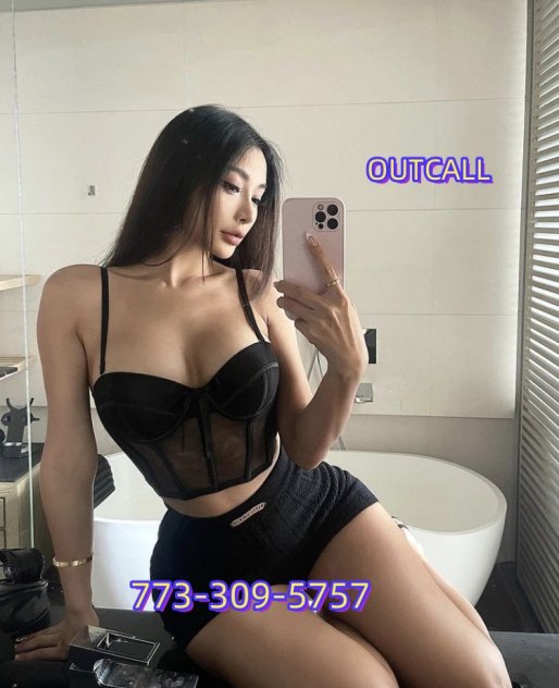  is Female Escorts. | Chicago Falls | Illinois | United States | scarletamour.com 