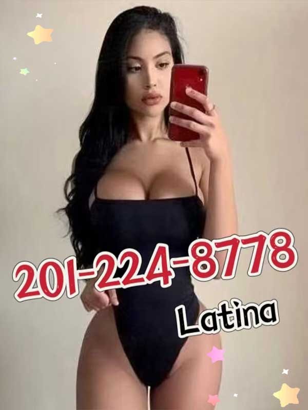 201-224-8778 is Female Escorts. | New York / Manhattan | New York | United States | scarletamour.com 