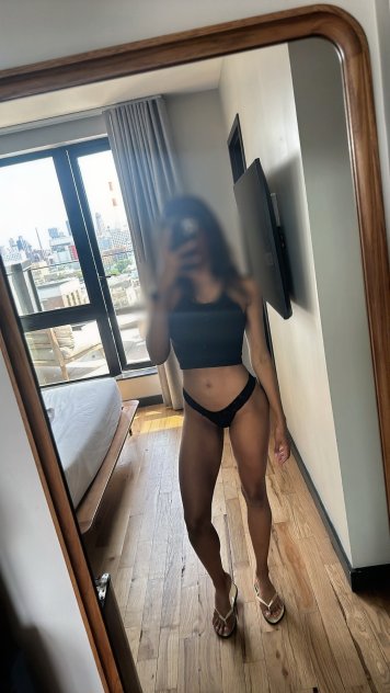  is Female Escorts. | Queens | New York | United States | scarletamour.com 