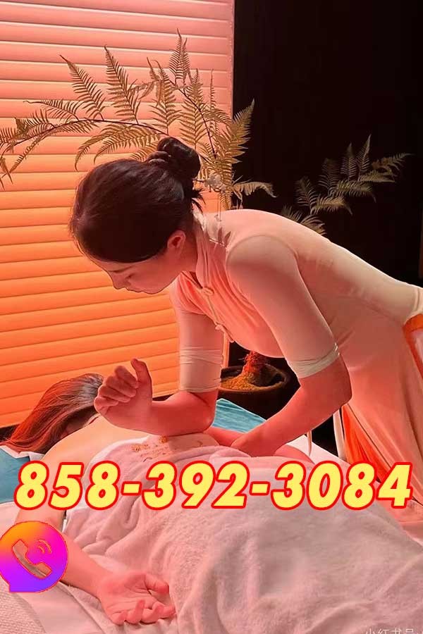 858-392-3084 is Female Escorts. | San Diego | California | United States | scarletamour.com 