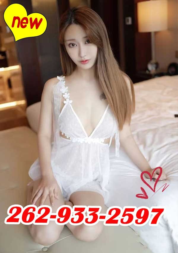 262-933-2597 is Female Escorts. | Milwaukee | Wisconsin | United States | scarletamour.com 