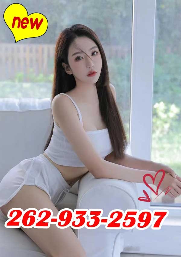 262-933-2597 is Female Escorts. | Milwaukee | Wisconsin | United States | scarletamour.com 