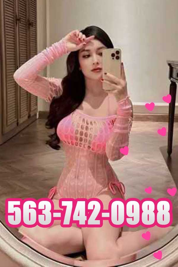 563-742-0988 is Female Escorts. | Quad Cities | Iowa | United States | scarletamour.com 