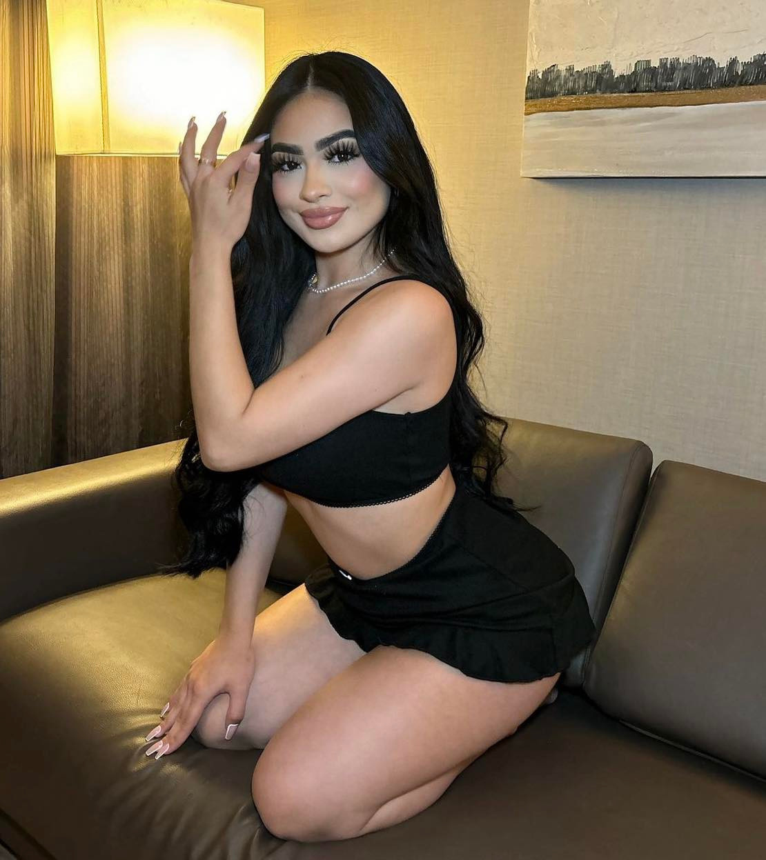 Laura is Female Escorts. | Orange County | California | United States | scarletamour.com 