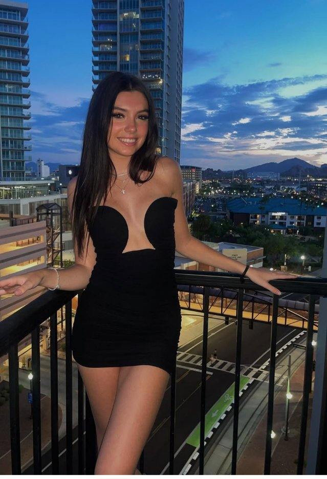 Allie is Female Escorts. | San Diego | California | United States | scarletamour.com 